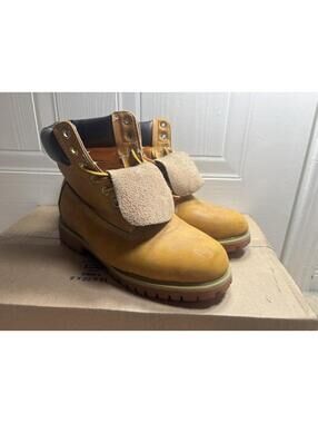 Timberland 10061 Women’s Premium 6 Inch Waterproof Boots - Wheat Nubuck, Size 7W